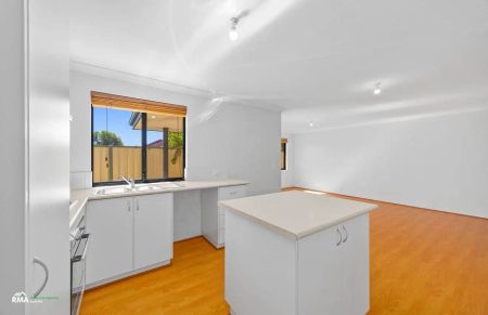 “Villa Perfect for Easy Living” - Photo 4