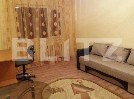 Apartament 2 camere, 62 mp, decomandat, zona Profi - Photo 2