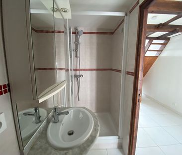Location Appartement 2 pièces 27m² - Photo 4