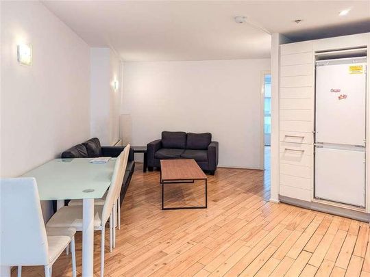 Blackwall Way, London, E14 - Photo 1