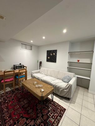 For Lease - 82 Valhalla Court, Aurora, Ontario - Photo 1