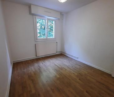 Louer appartement 4 pièces de 90 m² - Photo 4