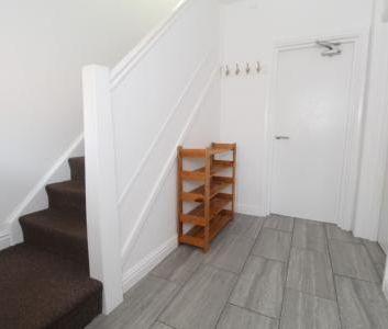 City Road, Dunkirk, Nottingham, NG7 - Photo 3