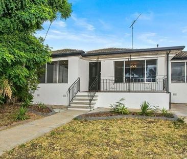 FAMILY HOME ON LARGE BLOCK - Photo 6