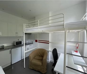 Location Appartement 11m² AIX EN PROVENCE 13100 - Photo 2