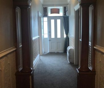 27 Ryehill Street, Corstorphine - Photo 1