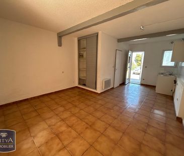 Location Appartement 1 pièce 26m² CHATEAUNEUF LES MARTIGUES 13220 - Photo 2