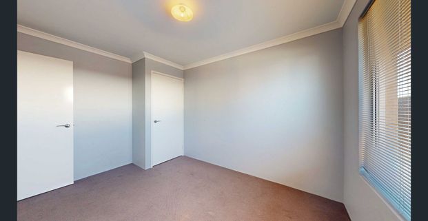 EASY CARE, LOW MAINTENANCE HOME IN HIGHLY SOUGHT AFTER HARRISDALE - Photo 1