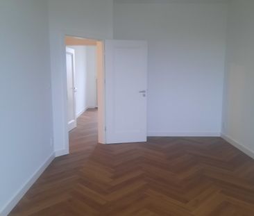 Czteropokojowe w kamienicy z tarasem i balkonami. - Zdjęcie 4