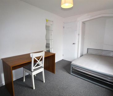 4 bedroom property to rent - Photo 2