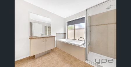 Affordable Family Living in Roxburgh Park - Photo 3
