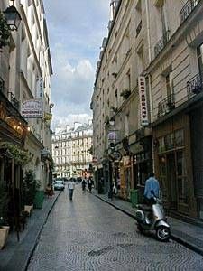 Logement à Paris, Location meublée - Photo 4