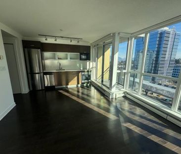 🌟 For Rent: 1 Bedroom + Den Condo in Surrey – Vacant🌟 - Photo 3