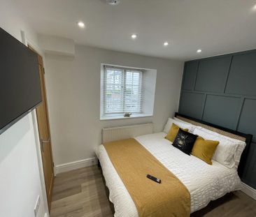 1 bedroom in a house share to rent - Photo 3