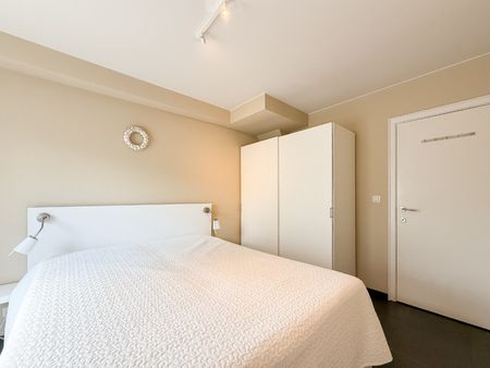 Mooi gemeubeld appartement top gelegen op een boogscheut van de wandeldijk - Photo 5