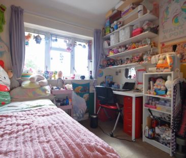 6 bedroom Property to rent - Photo 3