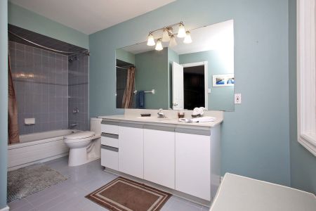 For Lease - 4873 Forest Hill Drive, Mississauga, Ontario - Photo 5