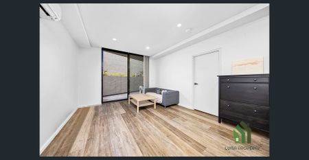 Two bedroom Two bathroom apartment - Photo 2