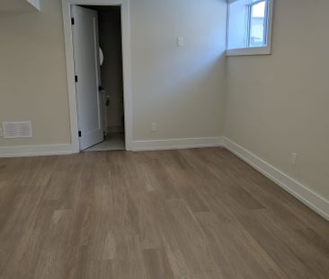 For Lease - 313 Ranee Avenue Unit# Basement, Toronto, Ontario - Photo 5