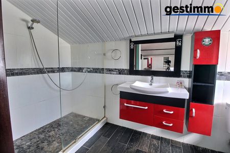 Location Appartement 2 pièces 85m² CAYENNE 97300 - Photo 4