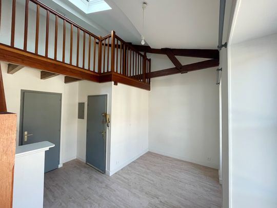Location Appartement 1 pièce 25m² POITIERS 86000 - Photo 1