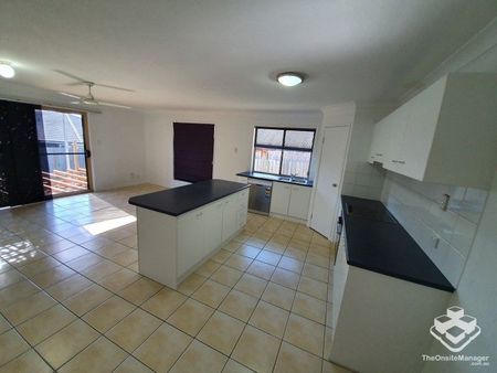 $ 560.00 PW $ B/R / Two Living Areas - Photo 3