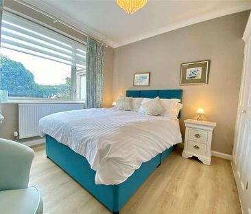 Orchard Drive, Dan Y Graig, Porthcawl, Bridgend, CF36 - Photo 6