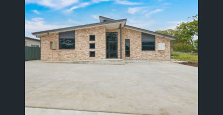 MODERN ONE BEDROOM UNIT! - Photo 4