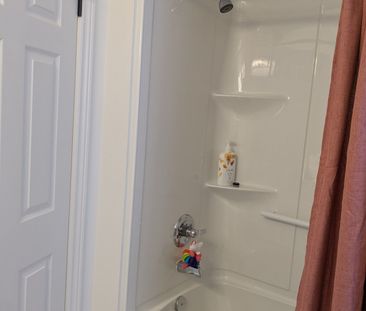 For Lease - 11 Shipley Avenue, Collingwood, Ontario - Photo 6