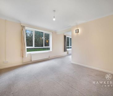 5 bedroom detached house to rent - Photo 2