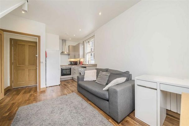 1 bedroom flat to rent - Photo 1