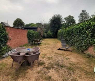 Stijlvol gelijkvloers appartement met 2 slaapkamers in het centrum ... - Photo 3