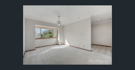 NEAT & TIDY HOME CLOSE TO EVERYTHING! - Photo 2