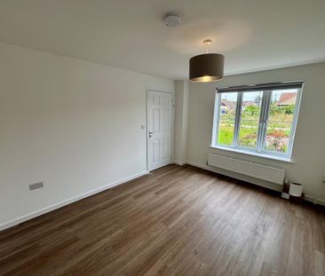 4 bedroom detached house to rent - Photo 1