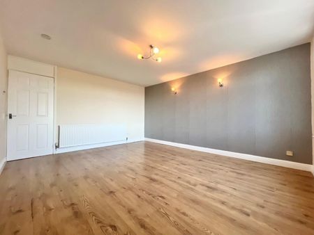 1 bedroom Flat To Let - Photo 5