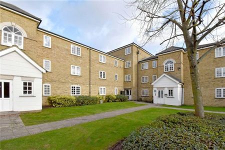 Edith Cavell Way, Woolwich, SE18, London - Photo 2