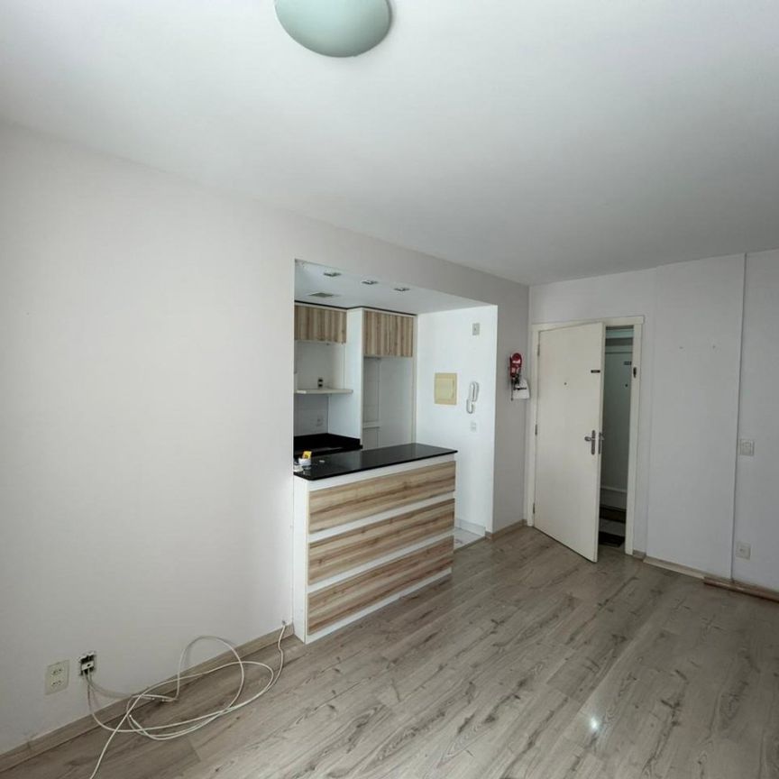 Apartamento com 2 quartos e 61m² para alugar em Vila Ipiranga, Porto Alegre. - Photo 1