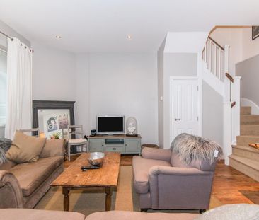 2 bedroom terraced house to rent - Photo 2