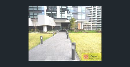 Prime Location – Spacious North-Facing Two Bedroom Apartment (One-week rent-free ***) - Photo 5