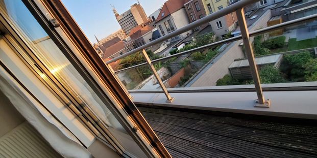 Appartement te huur in Gent voor € 1.250 met 2 slaapkamers - Foto 1