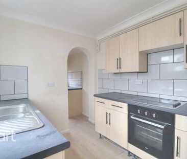 2 bedroom detached house to rent - Photo 5