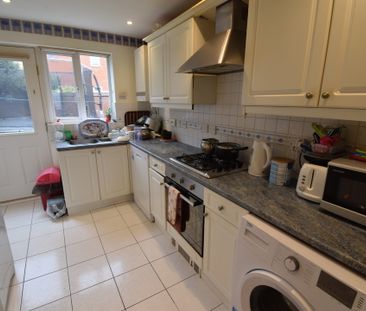 3 bed detached house to rent in Thistle Close, Norwich, NR5 - Photo 4