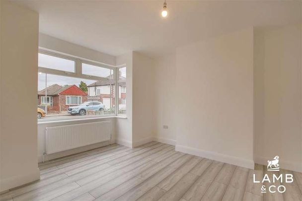 Victory Road, Clacton-on-sea, CO15 - Photo 1