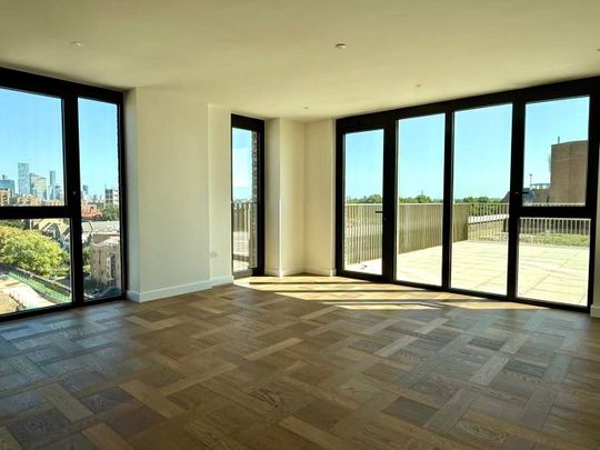 3 Bed Flat, Boxwood Gardens, E1W - Photo 1