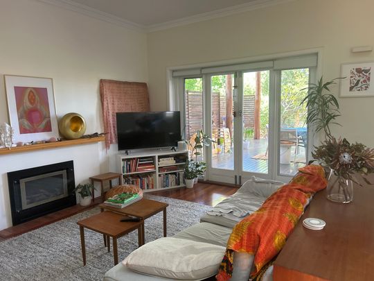 Mount Claremont - Photo 1