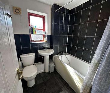 Monins Avenue, Tipton, DY4 - Photo 2