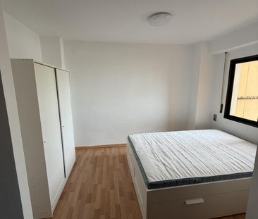 Apartamento de alquiler en Pueblo - Photo 2