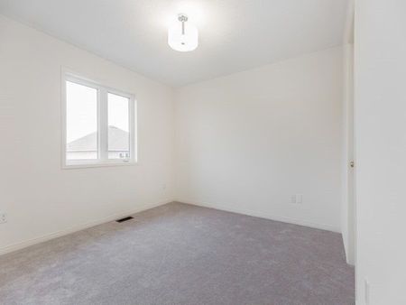 For Lease - 25 Locarno Street, Brampton, Ontario - Photo 5