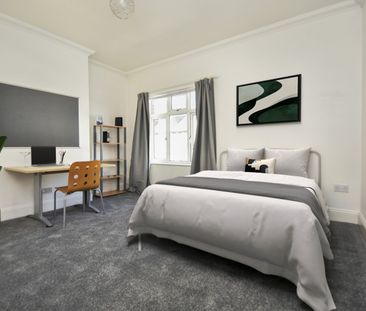 4 bedroom terraced house to rent - Photo 6