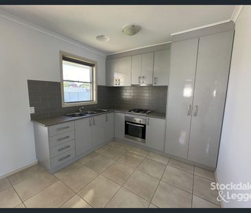 3 BEDROOM HOME IN NORTH SHEPPARTON - Photo 1